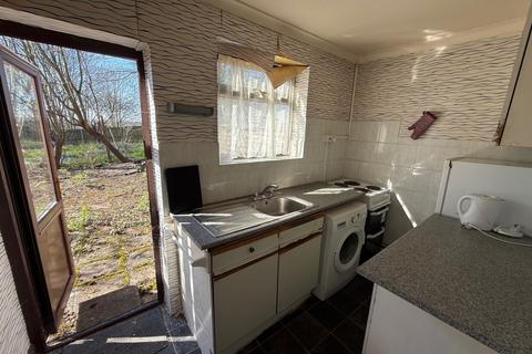 undefined, 41 Tudor Road, Nuneaton, Warwickshire