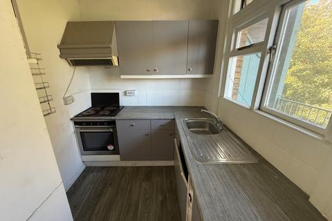 1 bedroom flat for sale, 11B High Street, Herne Bay, Kent