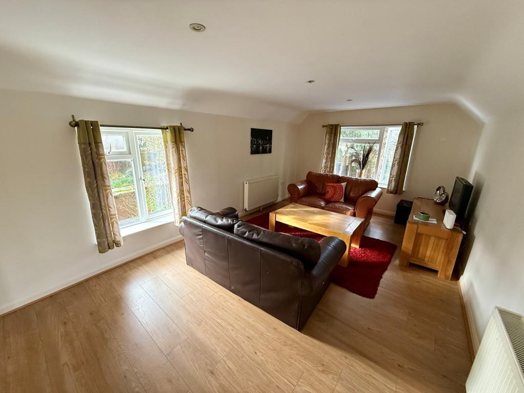 Flat 5 living room