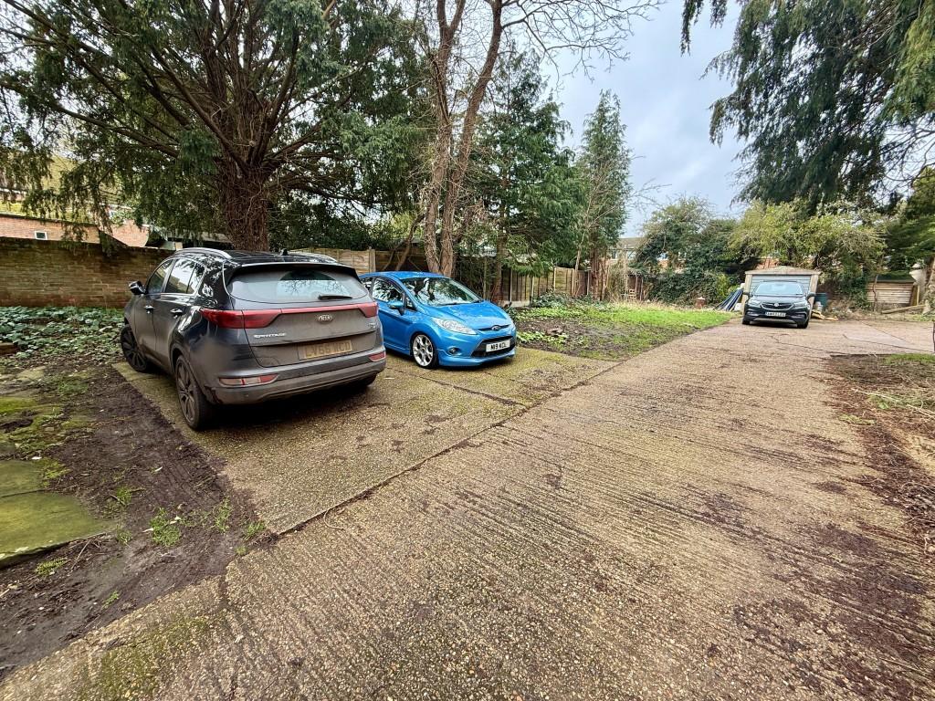 Carpark to rear