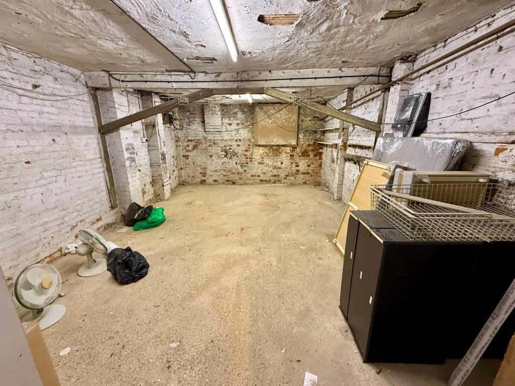 10 Grange Road - basement