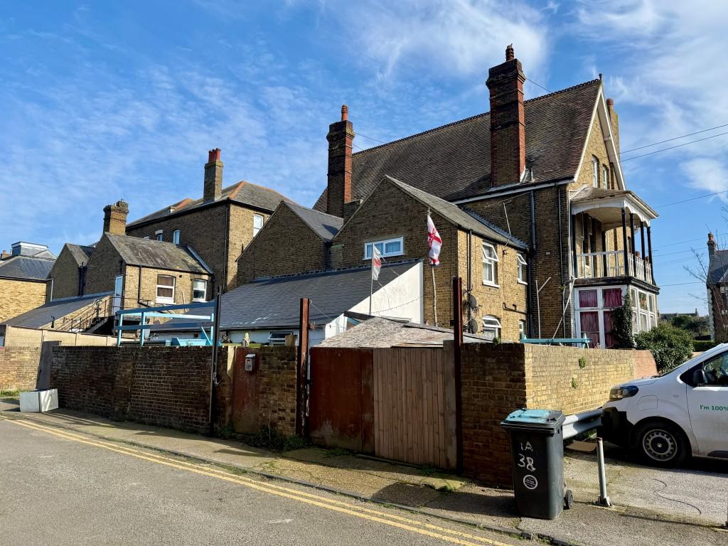 Rear of 38 Canterbury Road