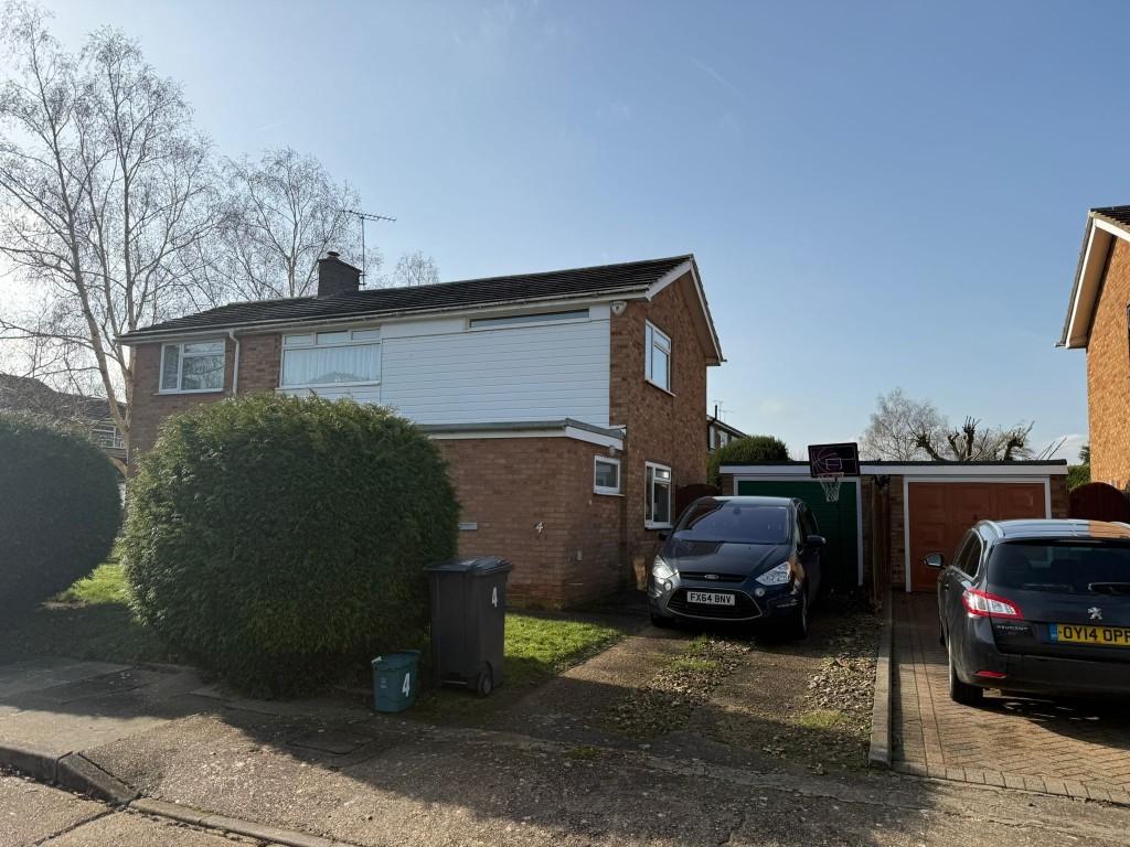 Front view of maisonette at Sulgrave Crescent