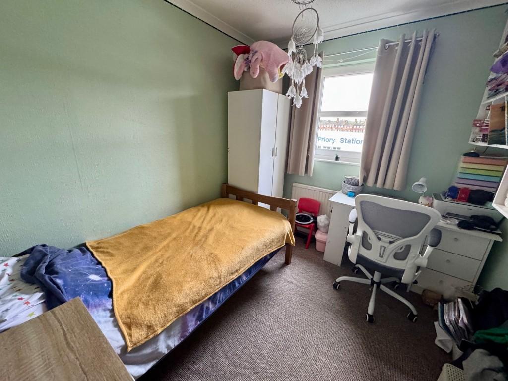 5 Stuart Court - bedroom 2