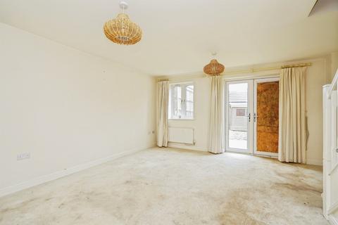 undefined, Roach Bank, Wantage