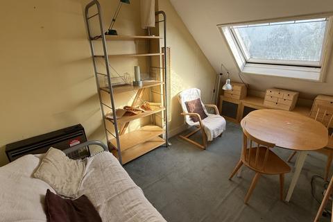undefined, Flat C, 99 Embleton Road, Lewisham, London