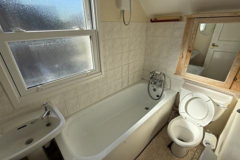 undefined, Flat C, 99 Embleton Road, Lewisham, London