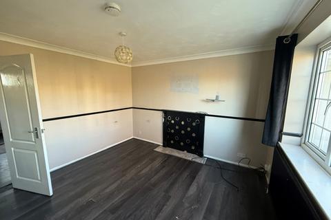 4 bedroom end of terrace house for sale, 74 Mill Road, Gillingham, Kent