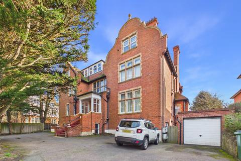 2 bedroom apartment for sale, Sandgate Road, Kent CT20