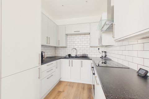 2 bedroom apartment for sale, Sandgate Road, Kent CT20