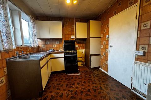 3 bedroom semi-detached house for sale, Wythburn Road, CHESTERFIELD