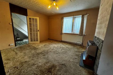 3 bedroom semi-detached house for sale, Wythburn Road, CHESTERFIELD