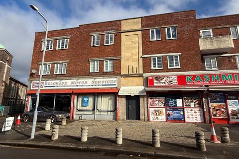 2 bedroom flat for sale, 699 Cranbrook Road, Ilford, Essex