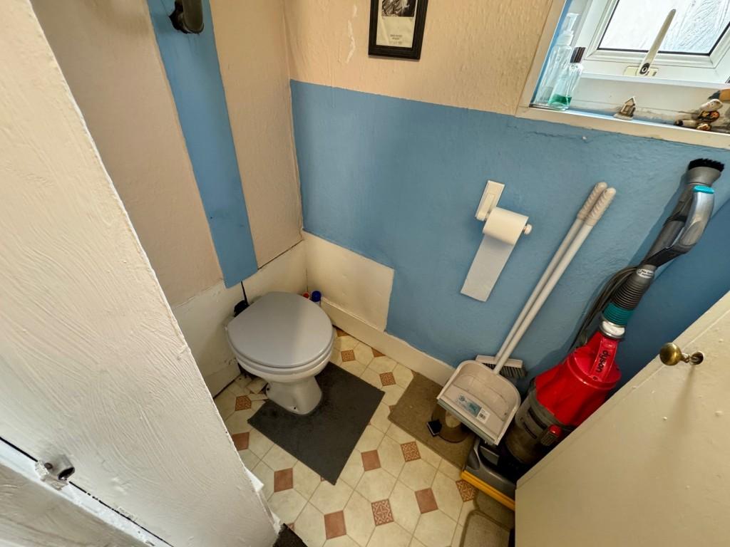First floor flat - WC