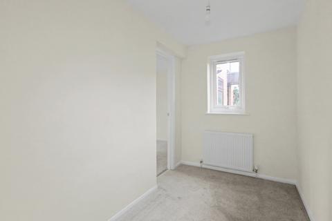 undefined, Inkerman Road, Knaphill GU21