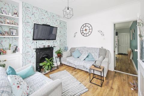 3 bedroom terraced house for sale, Ambien Road, Warwickshire, CV9