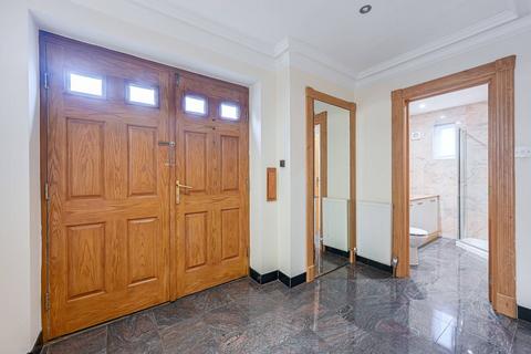 5 bedroom house to rent, The Spinneys, Bickley, Bromley, BR1
