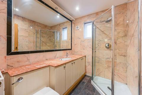 5 bedroom house to rent, The Spinneys, Bickley, Bromley, BR1