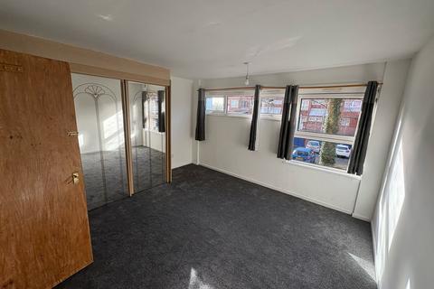 2 bedroom apartment to rent, Shepherds Gardens, BIRMINGHAM