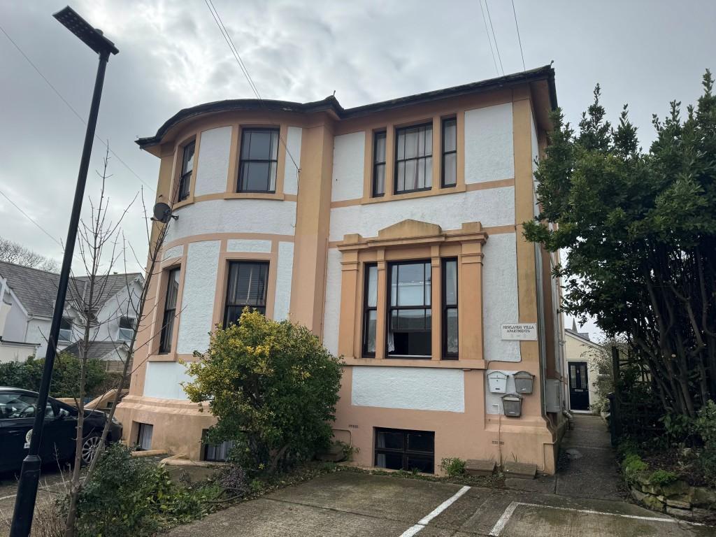 Alternative front view of building