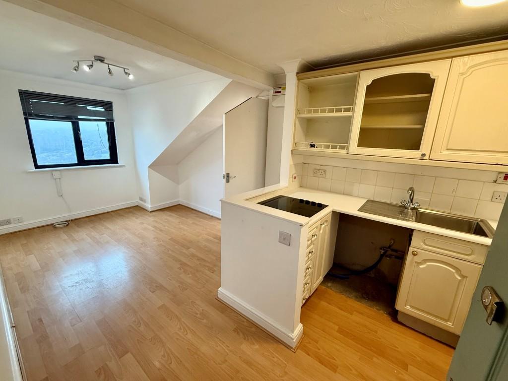 Kitchen/living room