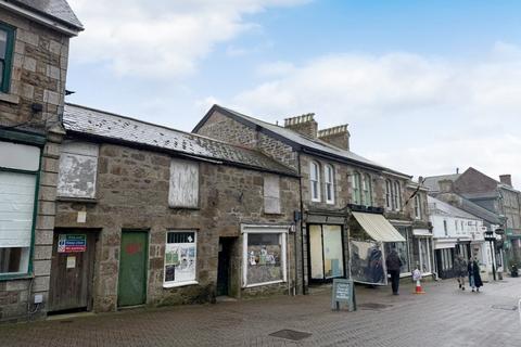 undefined, 40-41 Causewayhead, Penzance, Cornwall