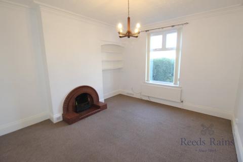 3 bedroom end of terrace house for sale, Churchfield Road, Leeds LS26