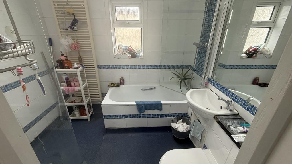 Internal image of bathroom