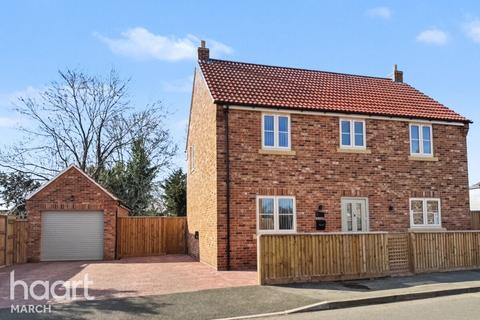 undefined, 2A Eastwood, Chatteris
