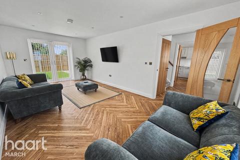 undefined, Eastwood, Chatteris
