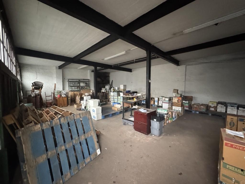 Storage unit photo 2