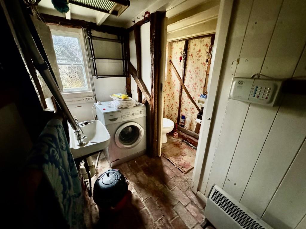 Ground floor utility with W.C. off
