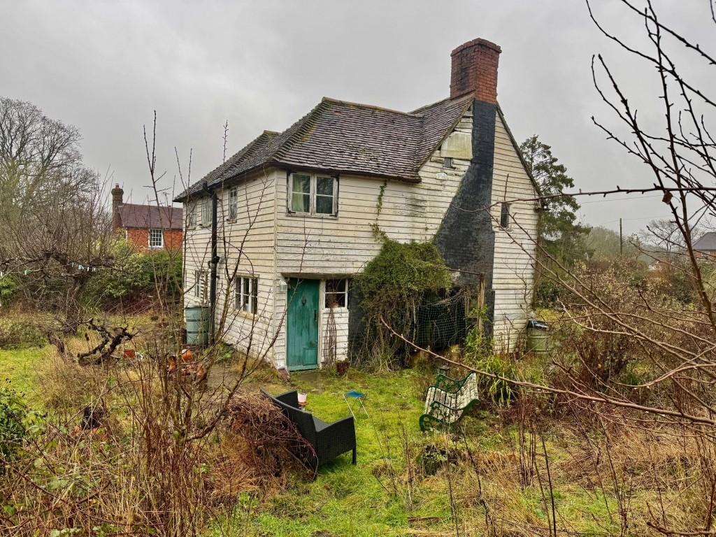 Side view of Quince Cottage