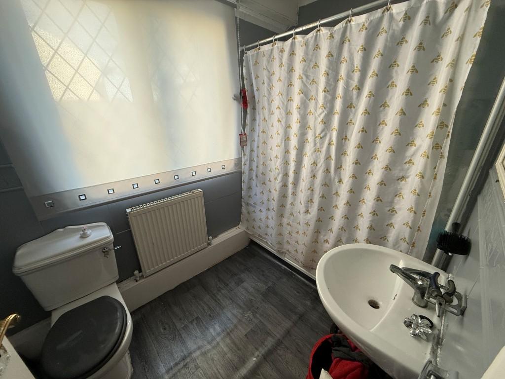 Bathroom with WC