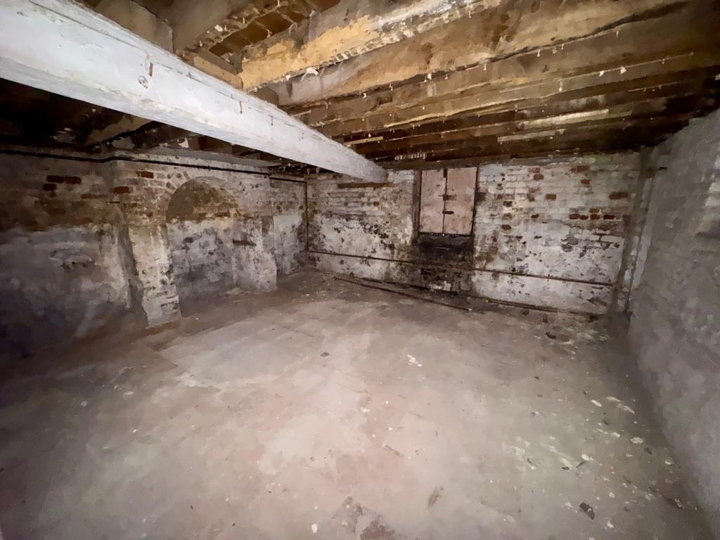Basement room 2 in city building