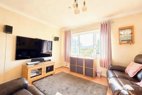 3 bedroom semi-detached house for sale, Wilson Street, Wombwell, Barnsley