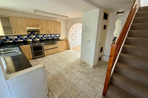 3 bedroom terraced house for sale, 8 Hutchings Close, Sittingbourne, Kent
