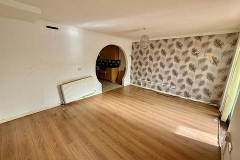 3 bedroom terraced house for sale, 8 Hutchings Close, Sittingbourne, Kent