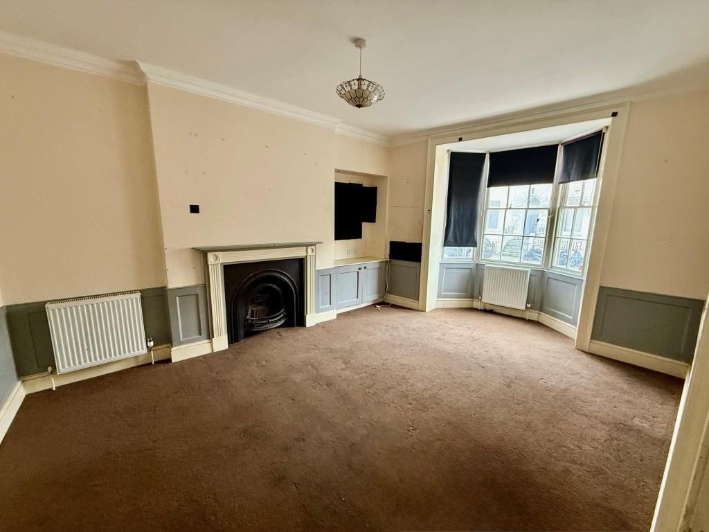 Maisonette - ground floor - bedroom one