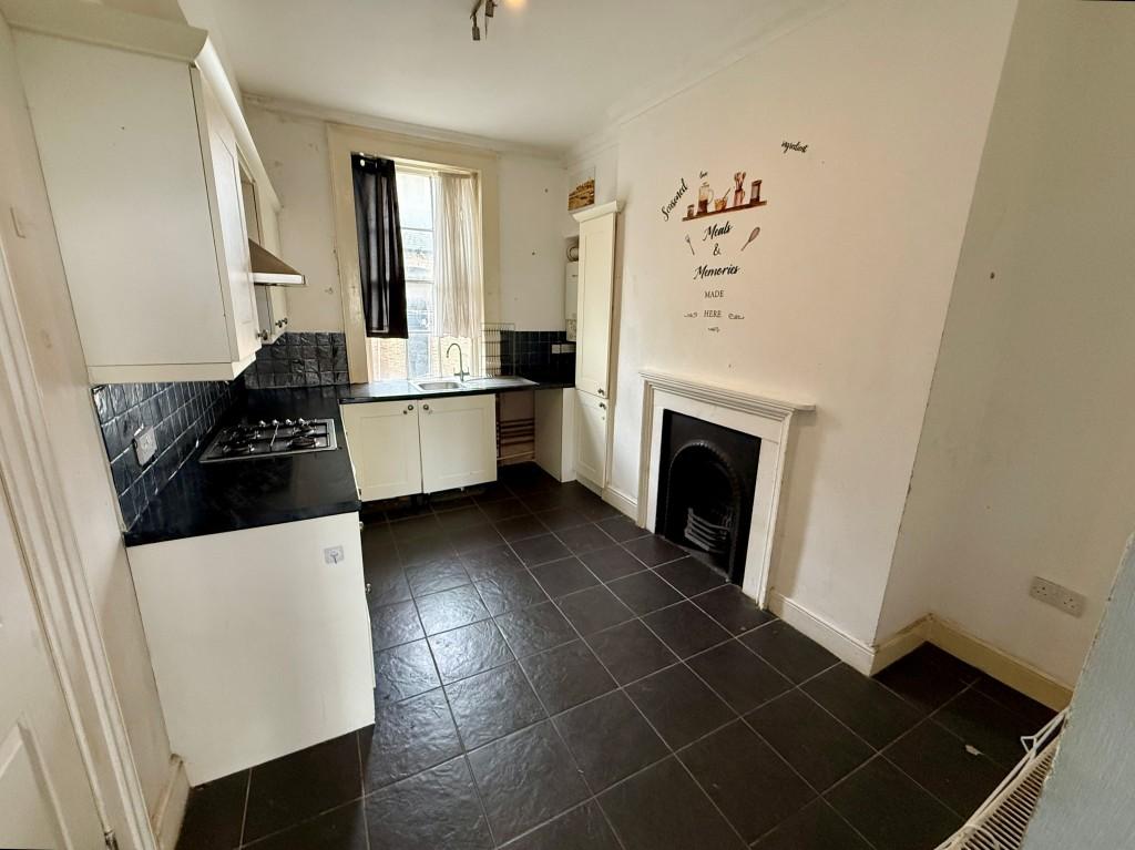 Maisonette - first floor - kitchen