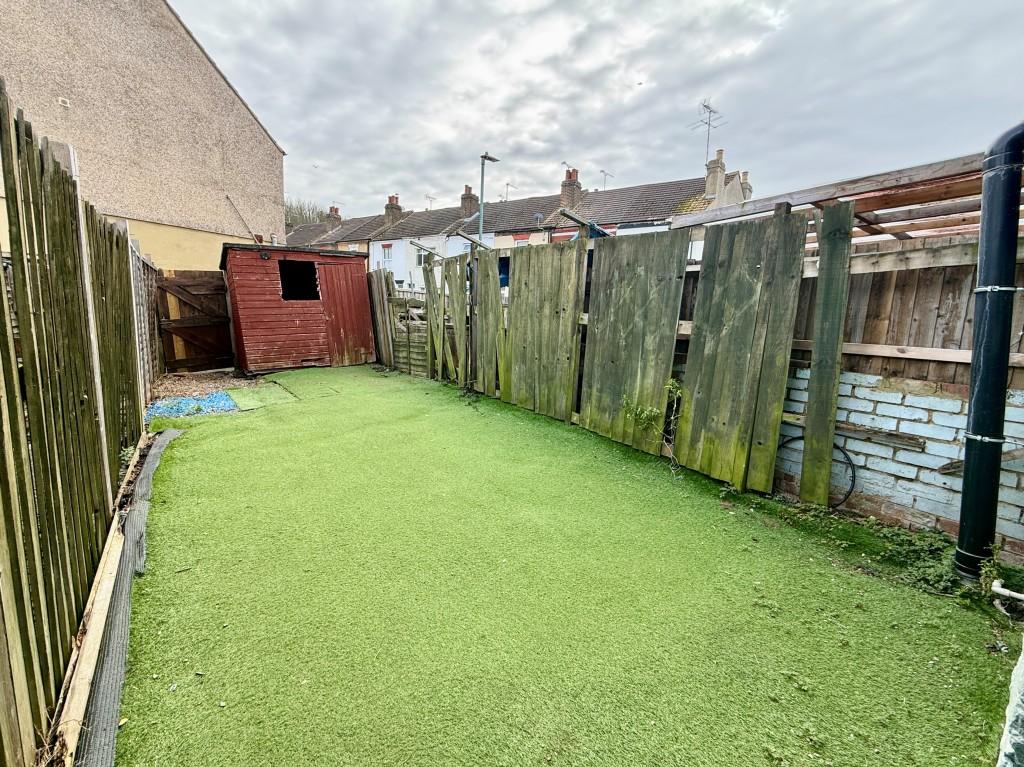 Garden to rear
