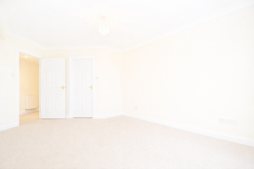 Main bedroom towards the en-suite