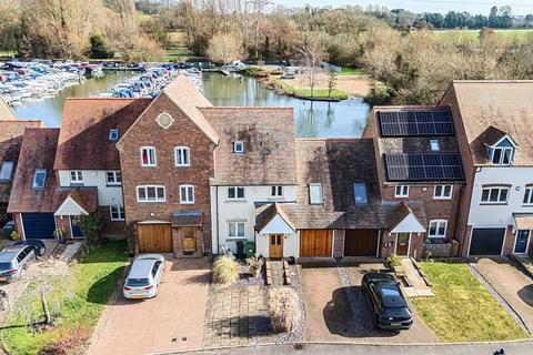 3 bedroom townhouse for sale, South Quay,  Abingdon,  Oxfordshire,  OX14