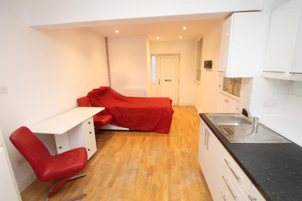 Upper ground floor studio flat