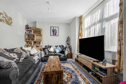 undefined, Kings Road, Caversham RG4