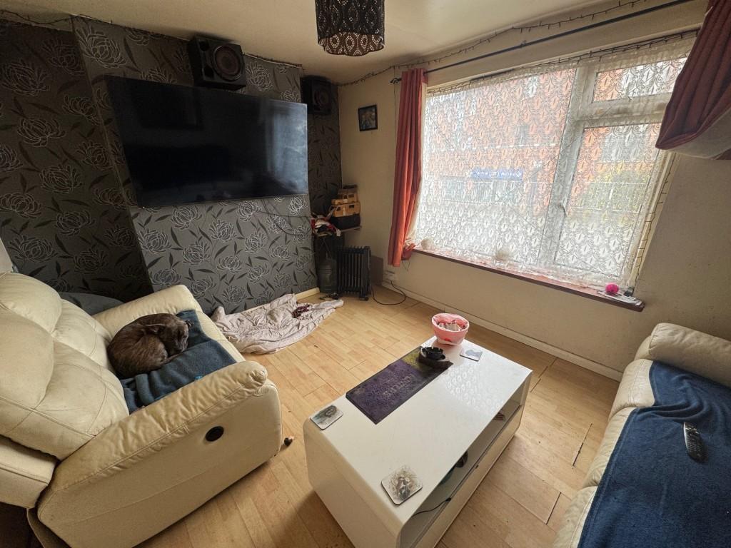 Ground floor flat - living room