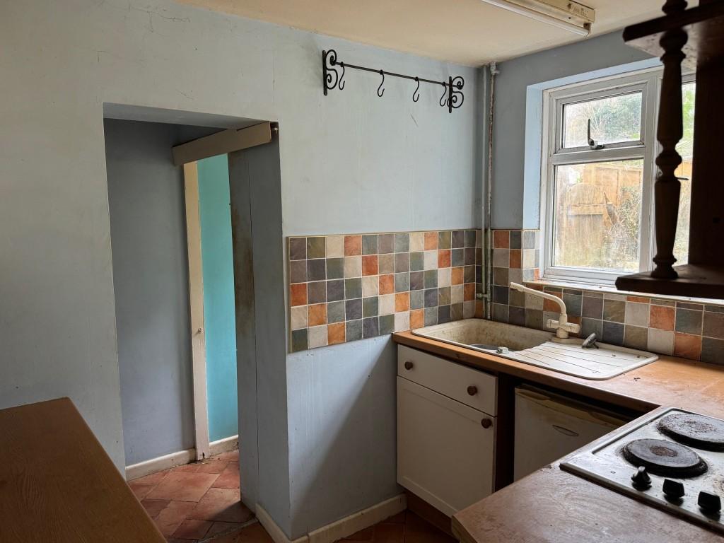 Kitchen with fitted units