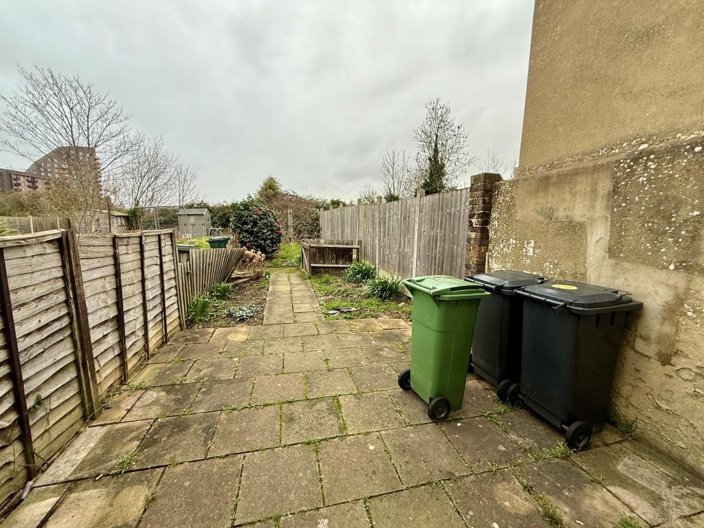 Garden to rear