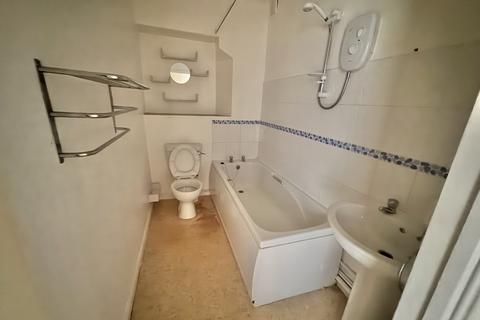 undefined, Flat 3B, 3 Pike Street, Liskeard, Cornwall