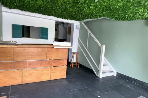 Property for sale, 18 Victoria Square, Truro, Cornwall